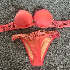 Victoria secret bombshell bikini. 34b medium bottoms